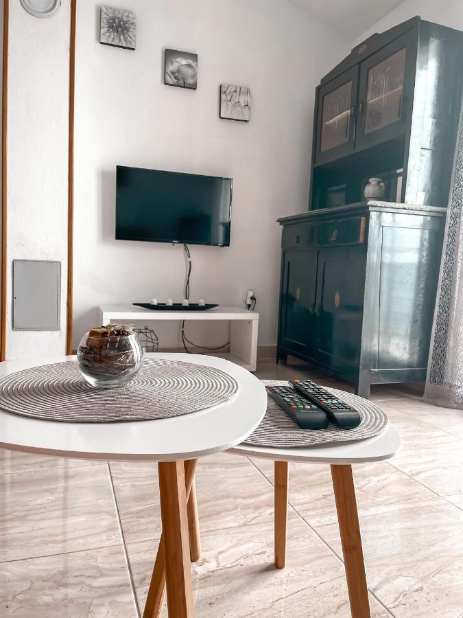 Apartman Gabrijel Podgora Exterior foto