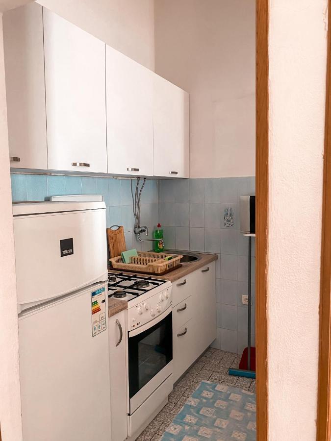 Apartman Gabrijel Podgora Exterior foto