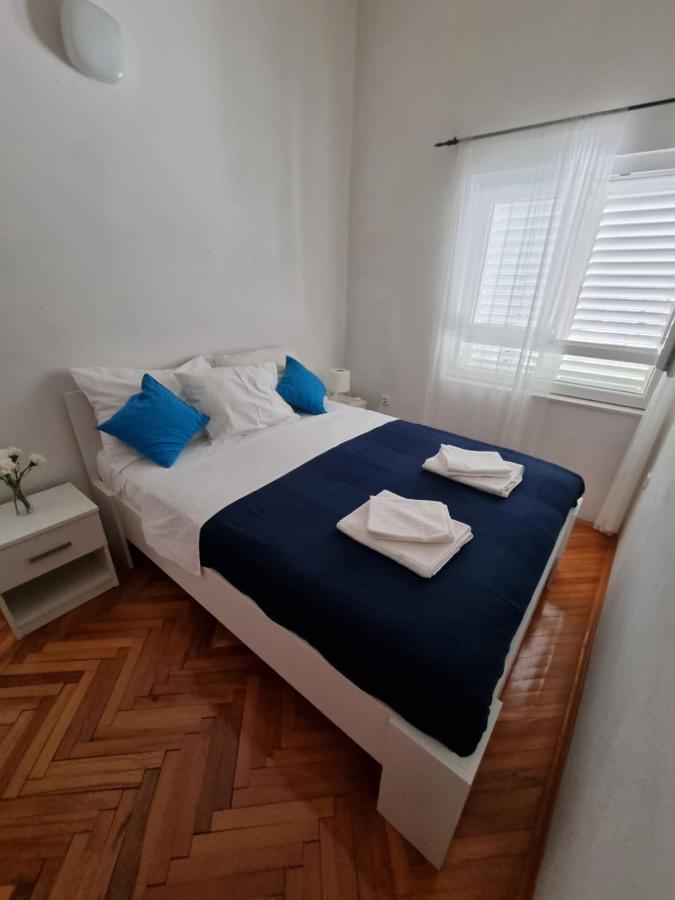 Apartman Gabrijel Podgora Exterior foto